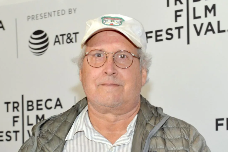 chevy chase net worth