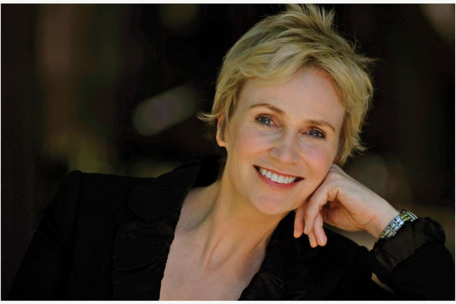 Jane Lynch’s Net Worth